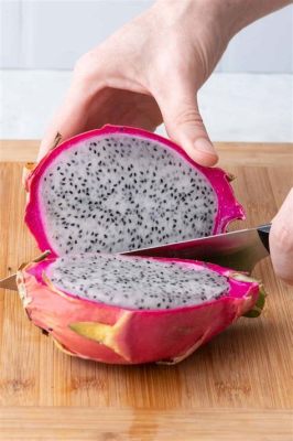 How to Cut Dragon Fruit: A Journey Through Culinary Art and Cosmic Mysteries