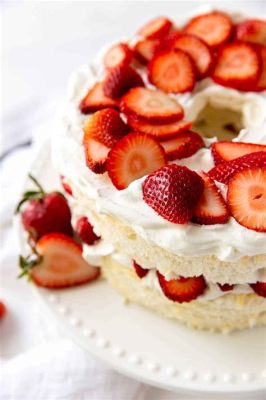 How to Make Strawberry Shortcake with Angel Food Cake: A Sweet Symphony of Flavors and Textures