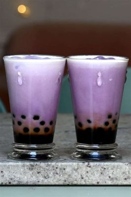 What Does Black Milk Tea Taste Like? And Why Does It Remind Me of Midnight Conversations?